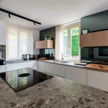 Villa Lilla - By Myhomeincomo