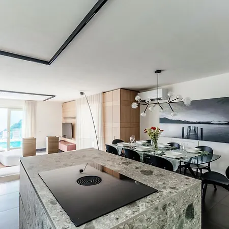 Villa Lilla - By Myhomeincomo Muronico